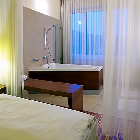 Ξενοδοχείο Hotel-restaurant Allmer 4*