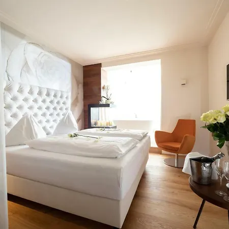 Ξενοδοχείο Hotel-restaurant Allmer 4*