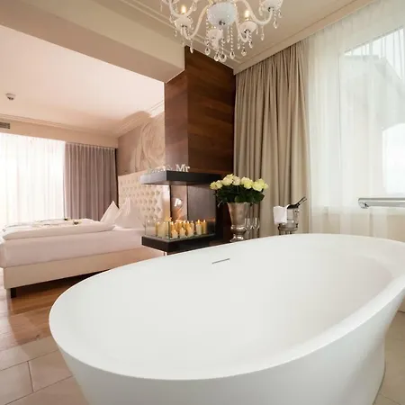 Ξενοδοχείο Hotel-restaurant Allmer 4*
