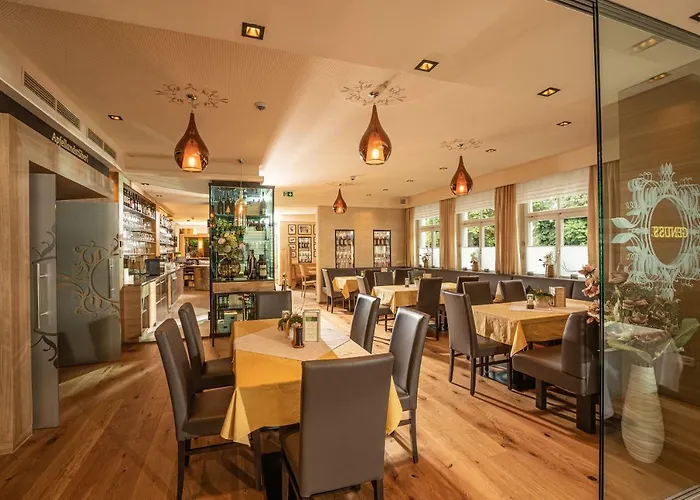 Hotel-restaurant Allmer Отель Вайц